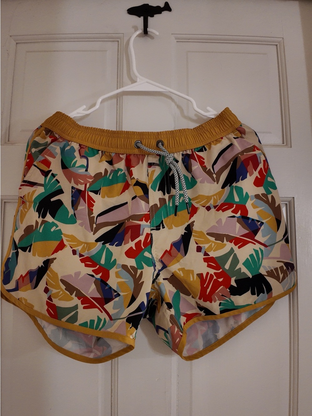 Men's Multicolor Feather-Print Athletic Swim Shorts with Mustard Waist
